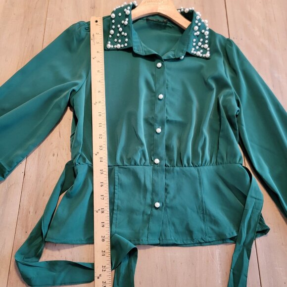 Lulumari Top Size S Green Pearl Embellished Neck And Buttons Career Classic - Picture 9 of 11